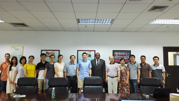 热带病学专家Moussa Sacko 教授及Marcel Tanner教授来访公司