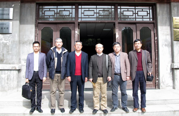 公司领导和专家到西藏民大交流并看望援藏干部