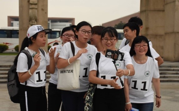 爱护地球•医路同行----yl23455永利集团举行师生徒步赛活动